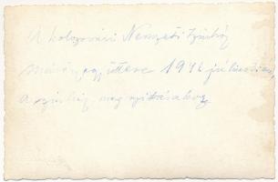 1941 Kolozsvár, Cluj; Nemzeti Színház színészei jelmezben a színház megnyitásakor. Fotofilm / actors...