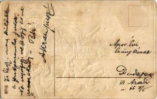 Krampusz / Children with Krampus toy. Emb. litho (apró lyuk / tiny pinhole)