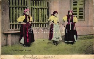 1905 Bánffyhunyad, Huedin; erdélyi leányok / Transylvanian folklore, girls (fl)