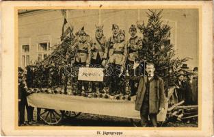 Nagyszeben, Hermannstadt, Sibiu; Első Virág Karnevál, IX. Jägergruppe lovas szekere / Blumentag Festwagen / flower carnival carriage (non PC) (EK)