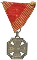1916. Károly-csapatkereszt Zn kitüntetés eredeti, viseltes mellszalagon T:XF Hungary 1916. Charles Troop Cross Zn decoration with original, used ribbon C:XF NMK 295.