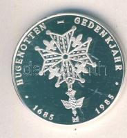 NSZK 1985. "Hungenotten in Hessen" Ag 9,6g emlékérem tanúsítvánnyal T:PP
