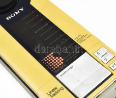 Sony PS-F5 lineráris lemezjátszó, design, 1983-ból. Leírással. Nem működik, de világít.-