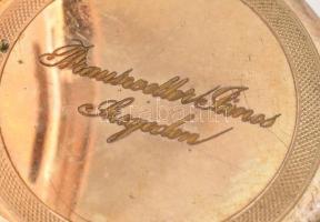 Braunswetter János, Szeged 14k arany (Au) női zsebóra. Díszített tok, porvédőn jelzett, Hibátlan szá...