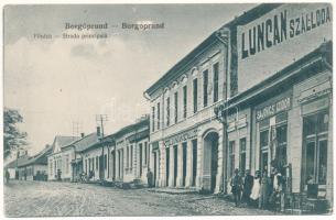 Borgóprund, Borgó-Prund, Prundu Bargaului; Fő utca, Luncan szálloda, Sajovics Izidor üzlete / Strada principala / main street, hotel and shops (EK)