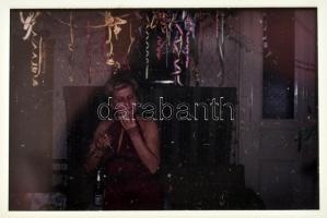 Össz. 96 db színes diapozitív, utazás és szilveszter témájú felvételekkel, 5x5 cm méretben, két dobo...