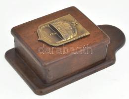 Fali tárolódoboz, bronz "Hazádnak rendületlenül" feliratos címeres szerelékkel, 24x14x9 cm