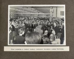 1965 A horvát Varteks textilgyár (Varteks varaždinska tekstilna industrija) emlékalbuma, 17 db fotóv...