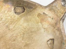 4 db ezüst (Ag) evőeszköz, a Solingen jelzésű kés ezüst (Ag) nyelű, bruttó: 225 g, jelzéssel