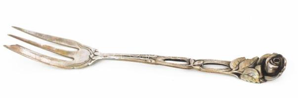 Ezüst (Ag) 6 db rózsás nyelű desszertes villa készlet, jelzett, h: 13,4 cm, nettó 96 g