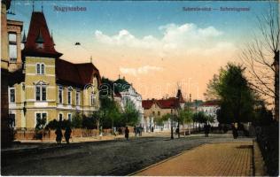 Nagyszeben, Hermannstadt, Sibiu; Schewis utca. Vasúti levelezőlapárusítás 12. sz. 1915. / street view (EK)