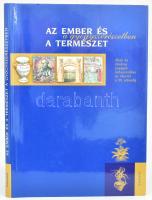 Szarvasházi Judit: Az ember és a természet a gyógyszerészetben. Bp.,2007, Galenus. Gazdag képanyaggal illusztrált. Kiadói kartonált papírkötés, kiadói papír védőborítóban, jó állapotban.