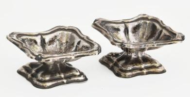 Anti ezüst (Ag) sótartó pár, XIX. sz. közepe osztrák 13 latos fémjel, mesterjeggyel, össz 70 g