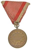1917. "Károly Bronz Vitézségi Érem" bronz kitüntetés mellszalaggal. Szign.: Kautsch T:XF,V...