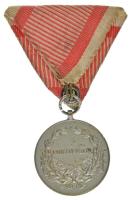 1917. "Károly Ezüst Vitézségi Érem II. osztálya" ezüstözött bronz kitüntetés modern mellsz...