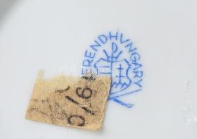 Herendi Viktória mintás ékszeres tálka, kézzel festett, jelzett, kopásnyomokkal, d: 8 cm