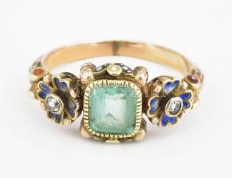 Arany (Au) 14K gyűrű, 2 db régi csiszolású gyémánttal, zöld kővel, jelzés nélkül, méret: 51, bruttó:...