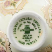 Zsolnay 4 db virágmintás kisváza, klf virágmintákkal, jelzéssel, hibátlan, m: 7-11,5 cm