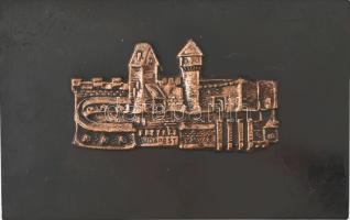 Budapest Budavár. Iparművészeti cigarettás doboz, kétosztatú fa betéttel. Kopott, 19x12 cm