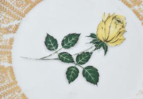 Bavaria porcelán teáscsésze, alátét és desszertes tányér, matricás, jelzett, kopásnyomokkal, 3 db