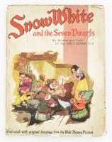 Walt Disney's Snow White and the Seven Dwarfs. London - Glasgow, é. n., Collins. Angol nyelven. Színes és fekete fehér illusztrációkkal. Kiadói félvászon kötésben, kiadói sérült, részben javított és kissé foltos papír védőborítóban, néhány lapon ceruzás jegyzetekkel és néhány kevés lap firkált.