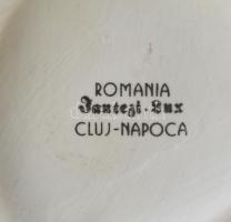 Csavargó, román biszkvit porcelán figura. Kézzel festett, jelzett (Cluj Napoca - Kolozsvár), a bőrön...
