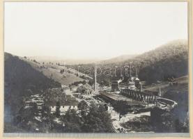 cca 1905 Erdély Ménesvölgyi falepároló. Krassó-Szörény vármegye. Az Osztrák-Magyar Vasúttársaság lét...