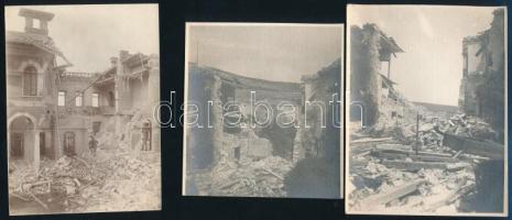 cca 1917 Háborús károk és pusztítás a duinoi kastélynál, Olaszországban, meztelen katona a kastély a...