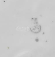 Zsolnay fehér aludt tejes csupor, jelzéssel, kis gyári anyaghibával, m: 13,5 cm