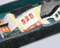 Csekovszky Árpád (1931-1997): Szentendrei városrészlet, kerámia fali dombormű, jelzett, kis pattanás...