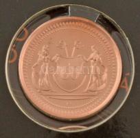 "Határtalanul" és "Nemzetünk Forradalmai" gyűjtői mappák, bennük a sorozatok kez...