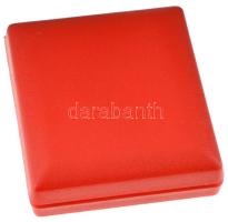 ~1970. "Kiváló társadalmi munkáért" műgyantás fém jelvény eredeti tokban T:AU