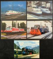 Mozdonyok gyűjtemény, 750 db nagyrészt különböző modern képeslap 2 dobozban. Kifogástalan minőségű s...