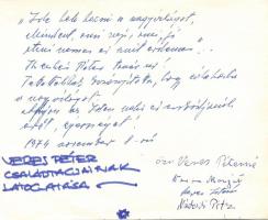 1974 Veres Péter író családtagjainak aláírása emléklapon (Özv. Veres Péterné, Veres Margit, Veres István és Nádasdy Péter újságíró)