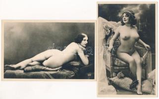 25 db RÉGI erotikus nyomtatvány meztelen hölgyekkel, sérült hátoldalak / 25 pre-1945 erotic non-PC c...