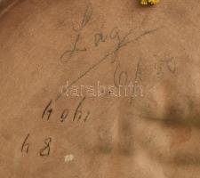 2 db antik fajansz dísztál, plasztikus tájkép díszítéssel. Kézzel festett, formaszámmal jelzett, kis...