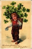 Herzlichen Glückwunsch zum Neuen Jahre! / New Year greeting art postcard, boy with clovers. Emb. litho (szakadás / tear)