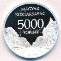 2009. 5000Ft Ag "Világörökségi helyszínek - Budapest" kapszulában, tanúsítvánnyal T:PP apr...