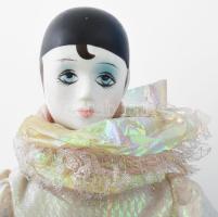 Porcelán fejű és végtagú baba 35 cm