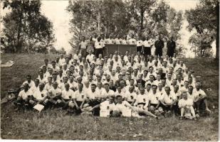 1949 Szolnok, Labdarúgó (foci) játékvezetők edzőtábori csoportképe, photo