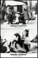 cca 1985 ,,Vadnyugati mackókaland" című lengyel - francia rajz- és bábfilm jelenetei, 17 db vin...