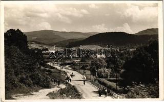 1942 Szolyva, Svalava, Svaljava, Szvaljava, Svaliava; látkép a híddal / general view with bridge