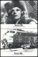 cca 1980 ,,Bronco Billy" című amerikai film jelenetei és szereplői, 9 db produkciós filmfotó nyomdatechnikával sokszorosítva kartonpapírra, egyoldalas nyomással, a használatból eredő (esetleges) kisebb hibákkal, 18x24 cm