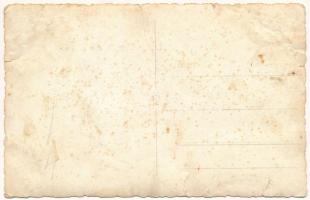 Kolozsvár, Cluj; MÁV vonat "Megjöttek a kolozsvári huszárok" felirattal, vasútállomás / ra...