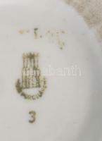 Zsolnay furulyázó fiú kutyával mintás szoknyás bögre, minimális kopással, m: 9,5 cm