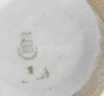 Zsolnay rokkán dolgozó lány mintás szoknyás bögre, minimális kopással, m: 9,5 cm