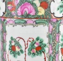 Kínai famille rose porcelán váza, XX. sz. eleje, jelzett, minimális kopottsággal, d: 12,5 cm, m: 26,...