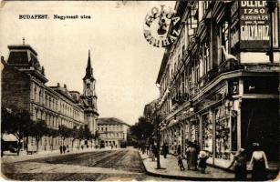 1926 Budapest VI. Nagymező utca, Bleier Izsó Gólya áruháza, villamos. Vasúti levelezőlapárusítás 28. (szakadások / tears)