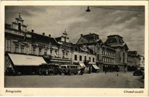 1941 Beregszász, Beregovo, Berehove; Grand szálloda és kávéház, autóbusz / hotel and café, autobus (EK)