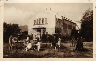 Nagybánya, Baia Mare; Festőiskola, festők alkotás közben / Scoala de pictura / art school, painters painting (gyűrődés / crease)